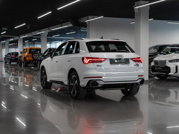 Audi Q3 II (F3) с пробегом 2025 года, цена 4 950 000 рублей, 12 км, внедорожник, Автокод Объявления