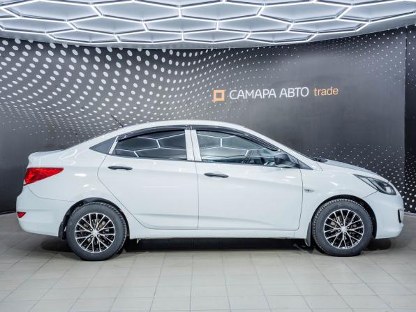 Hyundai Solaris I с пробегом 2013 года, цена 609 000 рублей, 160783 км, седан, Автокод Объявления