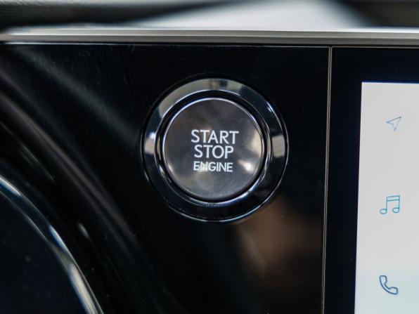 Lexus RX V с пробегом 2023 года, цена 7 598 000 рублей, 13688 км, внедорожник, Автокод Объявления
