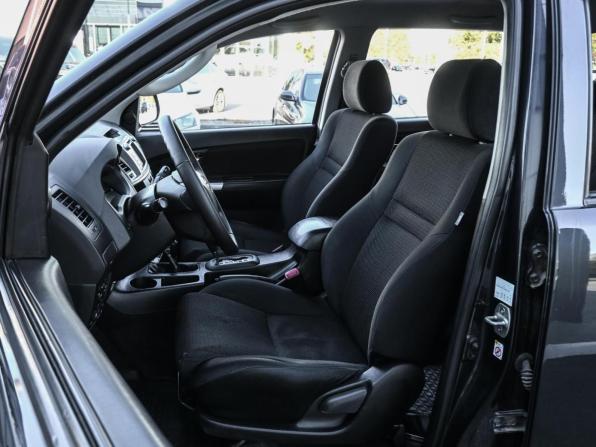 Toyota Hilux VII Рестайлинг с пробегом 2015 года, цена 2 599 000 рублей, 230227 км, offers.body_type.unknown, Автокод Объявления