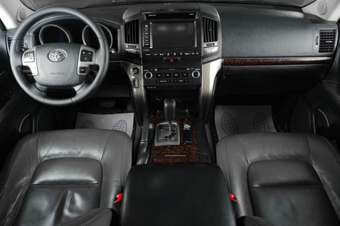 Toyota Land Cruiser 200 Series с пробегом 2008 года, цена 3 349 000 рублей, 314000 км, внедорожник, Автокод Объявления