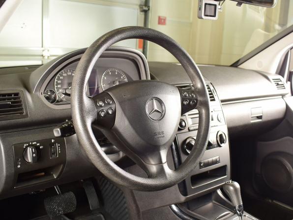 Mercedes-Benz A-Класс II (W169) Рестайлинг с пробегом 2012 года, цена 1 015 997 рублей, 97288 км, хэтчбек, Автокод Объявления