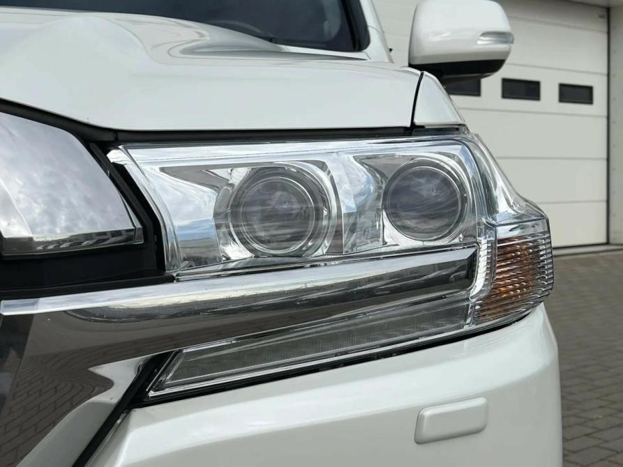 Toyota Land Cruiser 200 Series Рестайлинг 2 Санкт-Петербург  - изображение 8