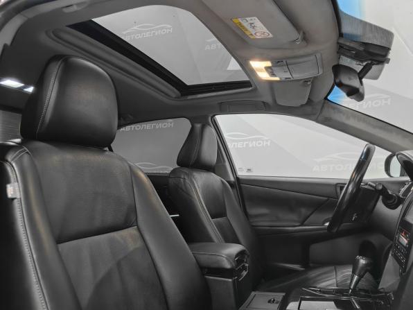 Toyota Camry VII (XV50) Рестайлинг с пробегом 2015 года, цена 1 650 000 рублей, 251915 км, седан, Автокод Объявления