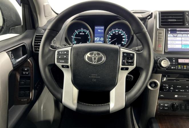 Toyota Land Cruiser Prado 150 Series с пробегом 2011 года, цена 2 890 000 рублей, 243978 км, внедорожник, Автокод Объявления