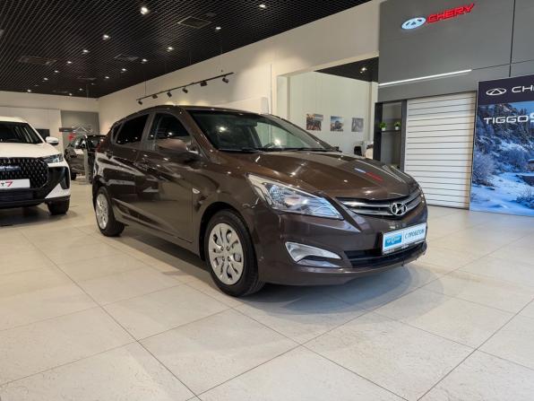 Hyundai Solaris I Рестайлинг с пробегом 2015 года, цена 959 000 рублей, 87497 км, хэтчбек, Автокод Объявления