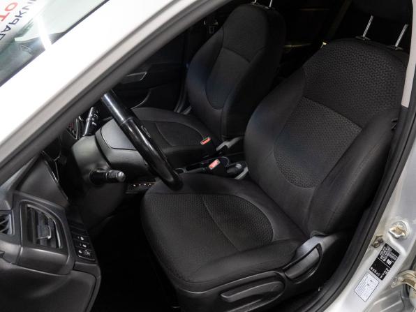 Kia Rio III Рестайлинг с пробегом 2015 года, цена 1 080 000 рублей, 141567 км, седан, Автокод Объявления