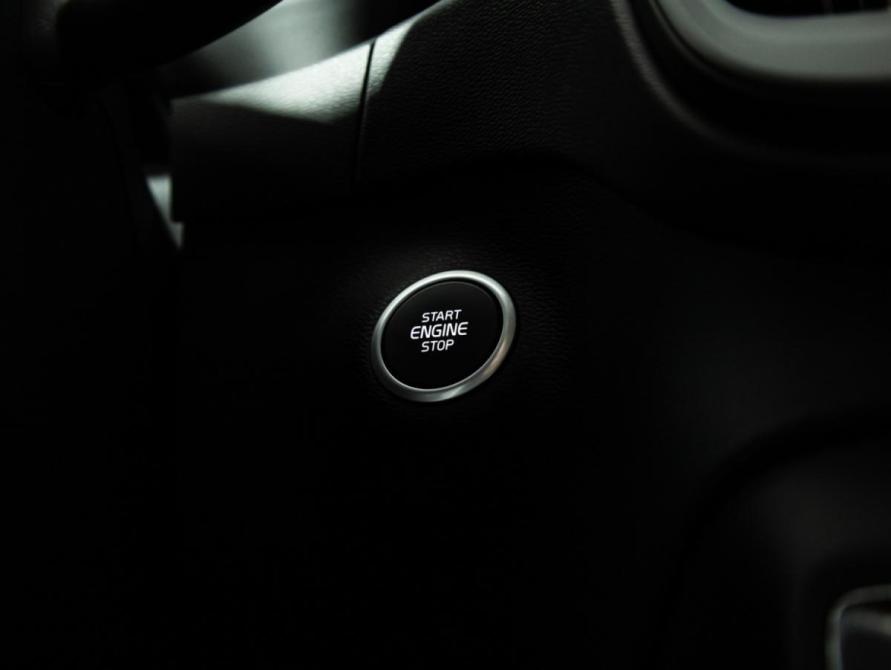 Volvo XC40 I Санкт-Петербург  - изображение 22