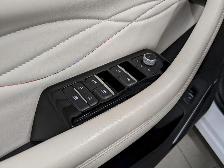 Geely Monjaro I Москва  - изображение 12