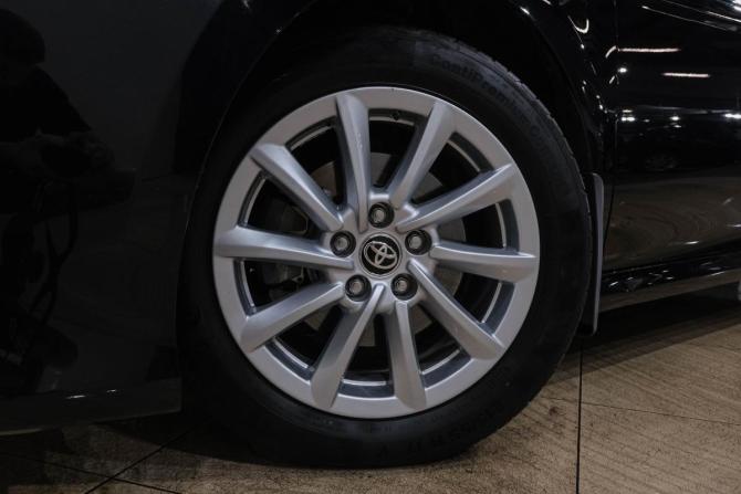 Toyota Camry VIII (XV70) Рестайлинг с пробегом 2021 года, цена 3 149 000 рублей, 65464 км, седан, Автокод Объявления