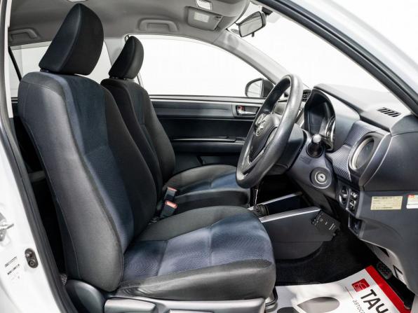 Toyota Corolla XI (E160 E170 E180) с пробегом 2012 года, цена 1 145 000 рублей, 132000 км, универсал, Автокод Объявления