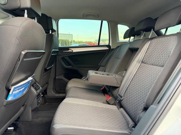 Volkswagen Tiguan II с пробегом 2019 года, цена 1 695 000 рублей, 220000 км, внедорожник, Автокод Объявления
