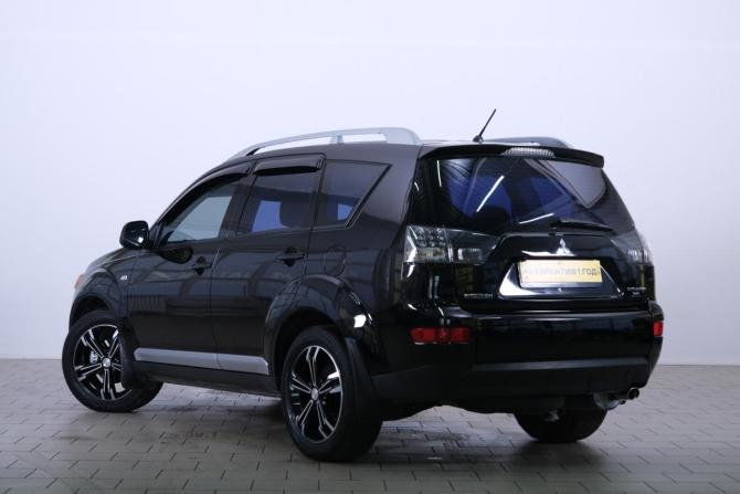 Mitsubishi Outlander II с пробегом 2007 года, цена 1 359 000 рублей, 227000 км, внедорожник, Автокод Объявления