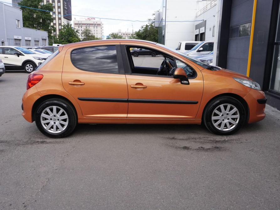 Peugeot 207 I Москва  - изображение 4