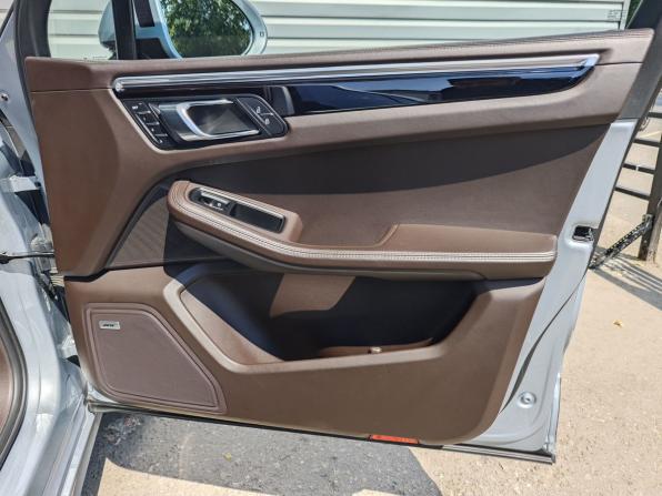 Porsche Macan I Рестайлинг с пробегом 2019 года, цена 5 354 000 рублей, 98496 км, внедорожник, Автокод Объявления
