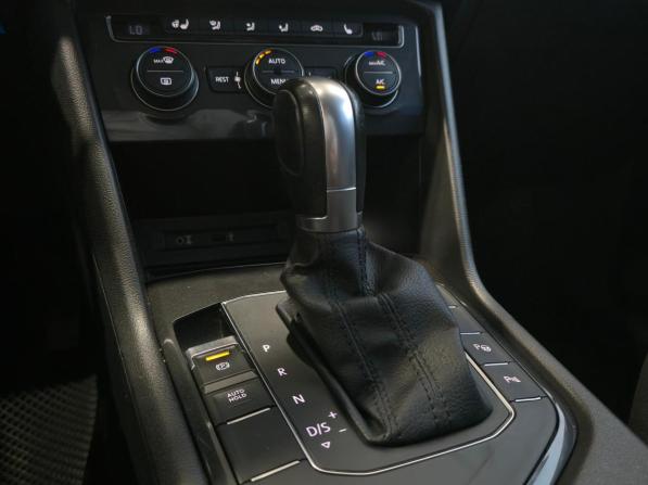 Volkswagen Tiguan II с пробегом 2017 года, цена 2 099 000 рублей, 160000 км, внедорожник, Автокод Объявления