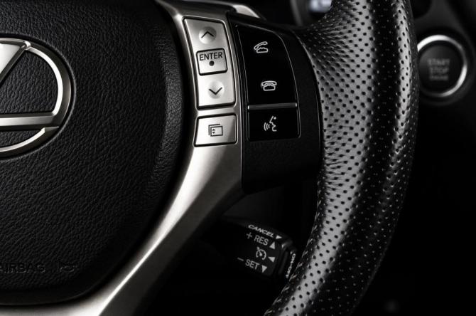 Lexus RX III Рестайлинг с пробегом 2013 года, цена 2 129 000 рублей, 200800 км, внедорожник, Автокод Объявления