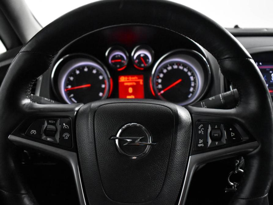 Opel Astra J Рестайлинг Санкт-Петербург  - изображение 19
