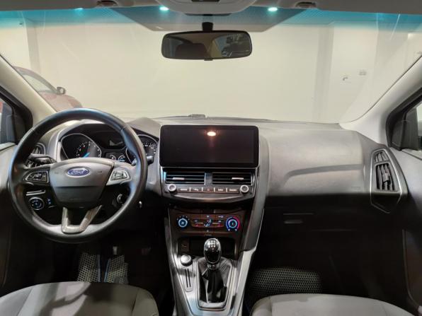 Ford Focus III Рестайлинг с пробегом 2017 года, цена 977 000 рублей, 157196 км, седан, Автокод Объявления