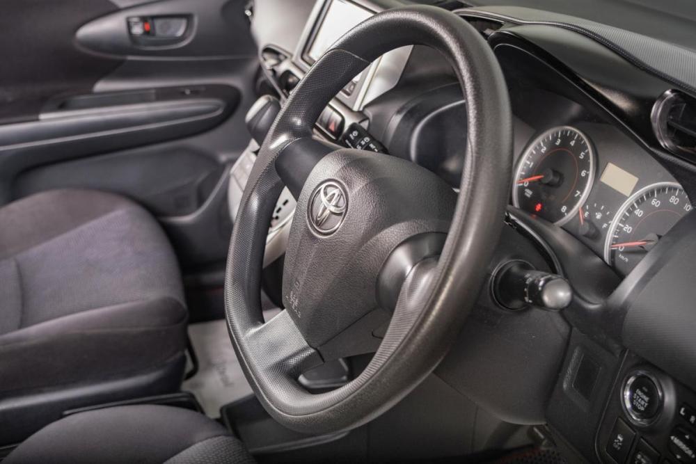Toyota Wish II Рестайлинг Томск  - изображение 12
