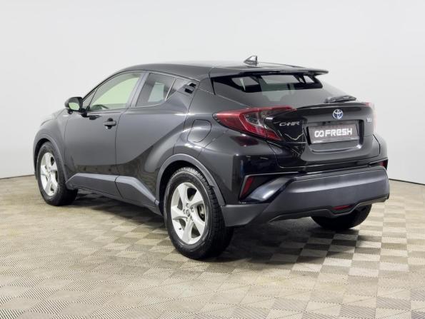 Toyota C-HR I с пробегом 2019 года, цена 1 994 900 рублей, 100091 км, внедорожник, Автокод Объявления