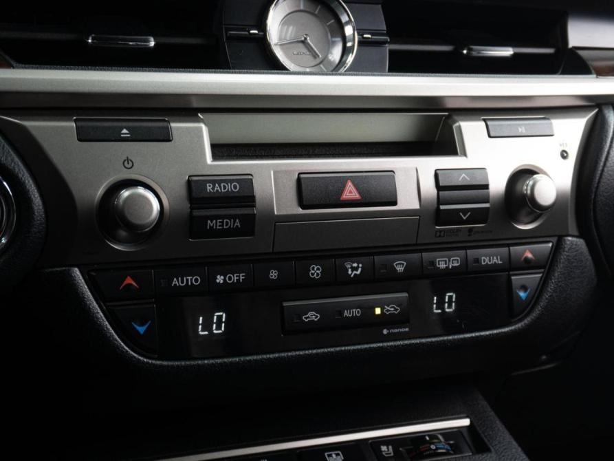 Lexus ES VI Рестайлинг Тюмень  - изображение 16