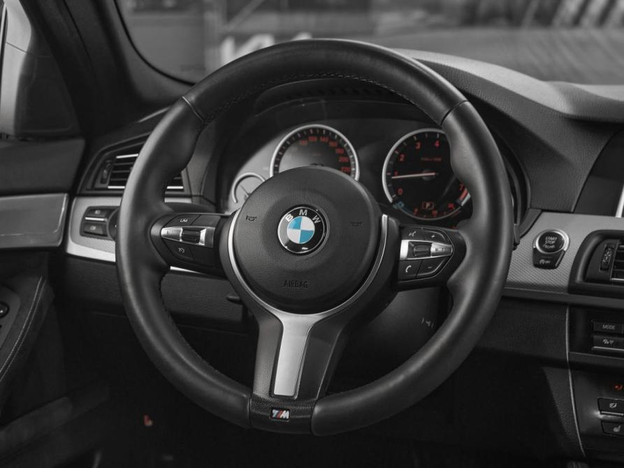 BMW 5 серии VI (F10/F11/F07) Рестайлинг Москва  - изображение 10