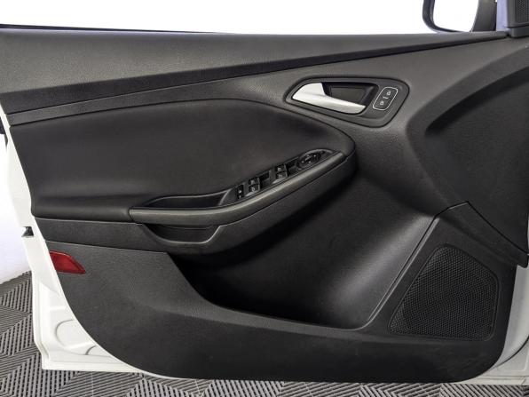 Ford Focus III Рестайлинг с пробегом 2018 года, цена 1 100 000 рублей, 75070 км, хэтчбек, Автокод Объявления