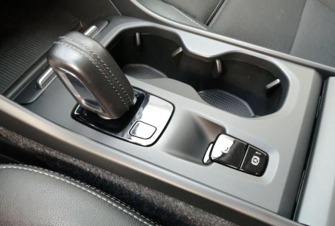 Volvo XC40 I с пробегом 2019 года, цена 2 360 000 рублей, 220000 км, внедорожник, Автокод Объявления