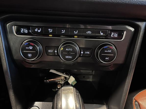 Volkswagen Tiguan II с пробегом 2017 года, цена 2 245 000 рублей, 216621 км, внедорожник, Автокод Объявления