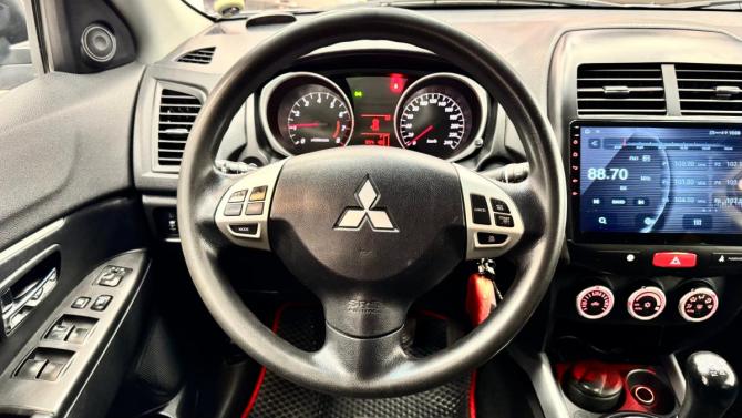 Mitsubishi ASX I с пробегом 2011 года, цена 815 000 рублей, 242000 км, внедорожник, Автокод Объявления
