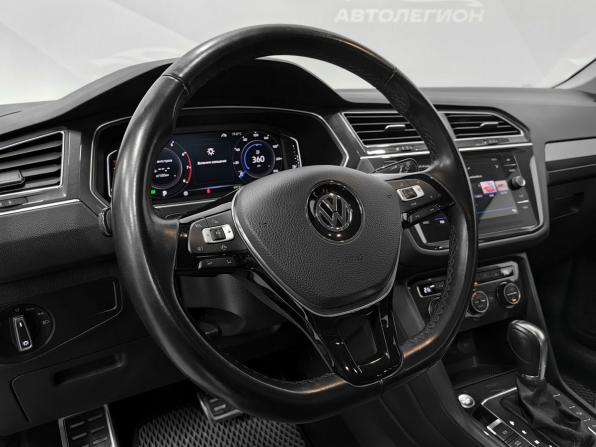 Volkswagen Tiguan II с пробегом 2019 года, цена 3 950 000 рублей, 48319 км, внедорожник, Автокод Объявления