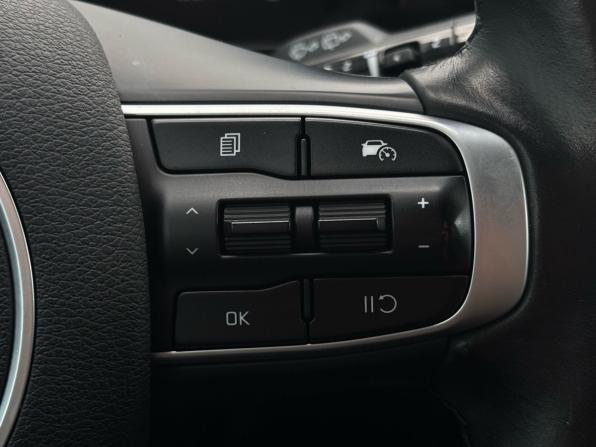 Kia Sportage V с пробегом 2022 года, цена 3 330 000 рублей, 56850 км, внедорожник, Автокод Объявления