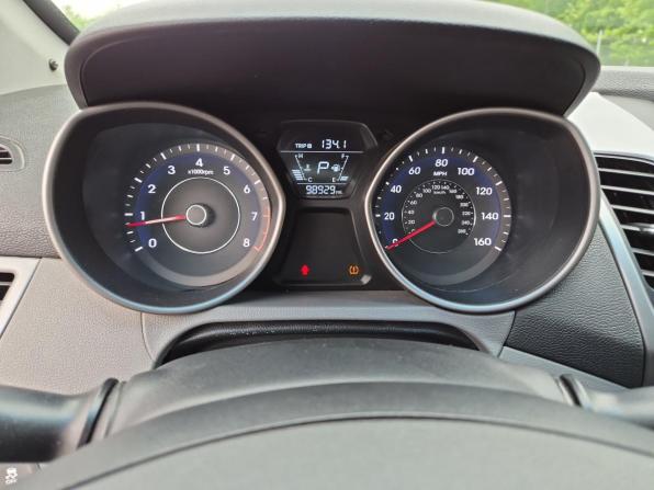 Hyundai Elantra V (MD) с пробегом 2015 года, цена 1 250 000 рублей, 98929 км, хэтчбек, Автокод Объявления