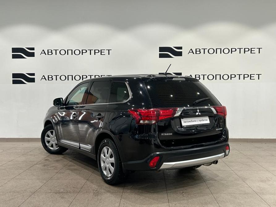 Mitsubishi Outlander III Рестайлинг 2 Санкт-Петербург  - изображение 5