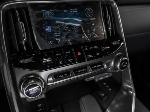 Lexus LX IV с пробегом 2025 года, цена 17 300 000 рублей, 19 км, внедорожник, Автокод Объявления