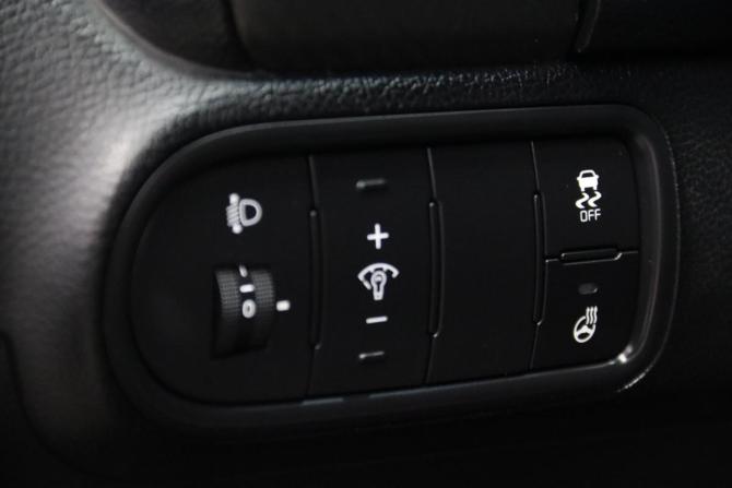 Kia Cerato III Рестайлинг (Classic) с пробегом 2016 года, цена 1 255 550 рублей, 201041 км, седан, Автокод Объявления