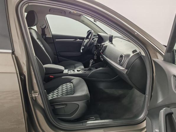 Audi A3 III (8V) с пробегом 2015 года, цена 1 195 000 рублей, 147936 км, хэтчбек, Автокод Объявления