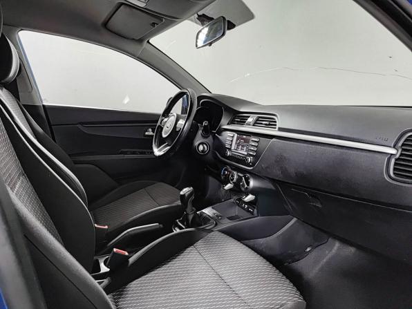 Kia Rio IV с пробегом 2017 года, цена 1 054 000 рублей, 176000 км, седан, Автокод Объявления