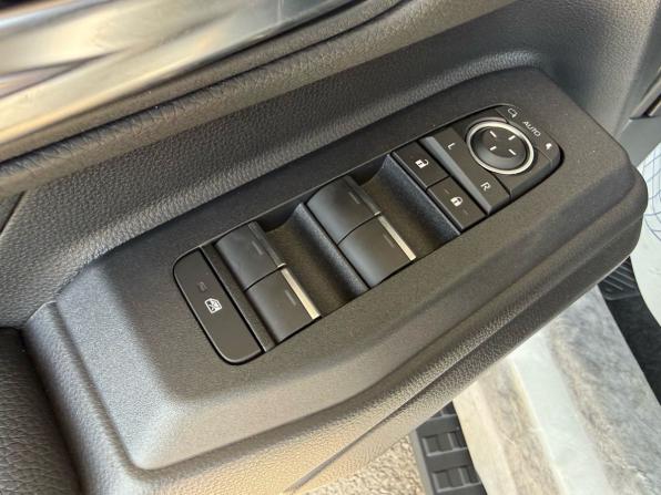 Toyota Land Cruiser Prado 250 Series с пробегом 2026 года, цена 12 760 000 рублей, 6 км, внедорожник, Автокод Объявления