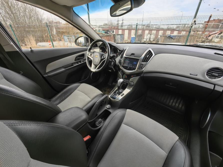 Chevrolet Cruze I Рестайлинг Санкт-Петербург  - изображение 9