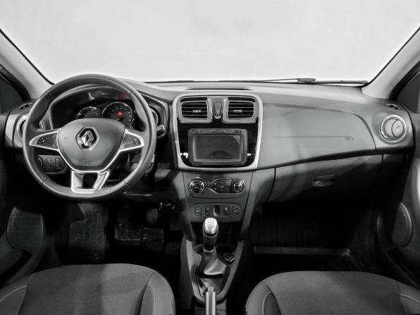 Renault Logan II Рестайлинг с пробегом 2021 года, цена 1 335 000 рублей, 37572 км, седан, Автокод Объявления