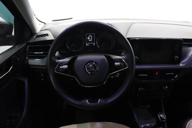 Skoda Rapid II с пробегом 2020 года, цена 1 486 000 рублей, 98276 км, лифтбек, Автокод Объявления