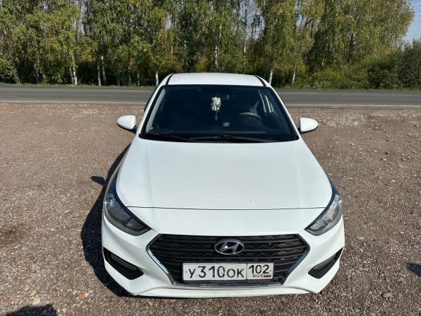 Hyundai Solaris II с пробегом 2017 года, цена 1 030 000 рублей, 218145 км, седан, Автокод Объявления