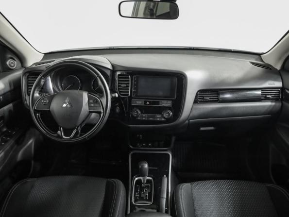Mitsubishi Outlander III Рестайлинг 3 с пробегом 2019 года, цена 1 799 000 рублей, 136541 км, внедорожник, Автокод Объявления