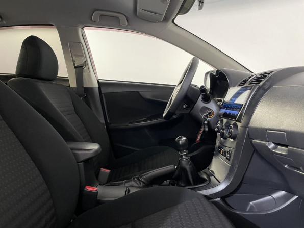 Toyota Corolla X (E140 E150) Рестайлинг с пробегом 2010 года, цена 719 900 рублей, 285000 км, седан, Автокод Объявления