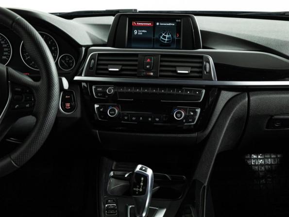 BMW 3 серии VI (F3x) Рестайлинг с пробегом 2017 года, цена 2 250 000 рублей, 92490 км, седан, Автокод Объявления