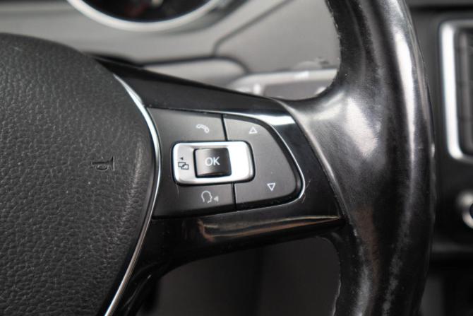 Volkswagen Jetta VI Рестайлинг с пробегом 2017 года, цена 1 529 000 рублей, 138600 км, седан, Автокод Объявления