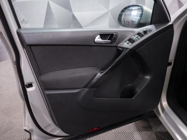 Volkswagen Tiguan I Рестайлинг с пробегом 2013 года, цена 1 124 000 рублей, 177000 км, внедорожник, Автокод Объявления