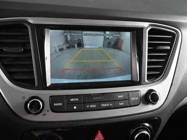 Hyundai Solaris II с пробегом 2017 года, цена 1 249 000 рублей, 142096 км, седан, Автокод Объявления